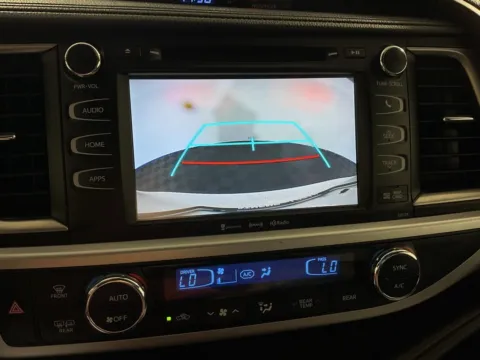 More photos of 2018 Toyota Highlander XLE at Don Wood Toyota, OH