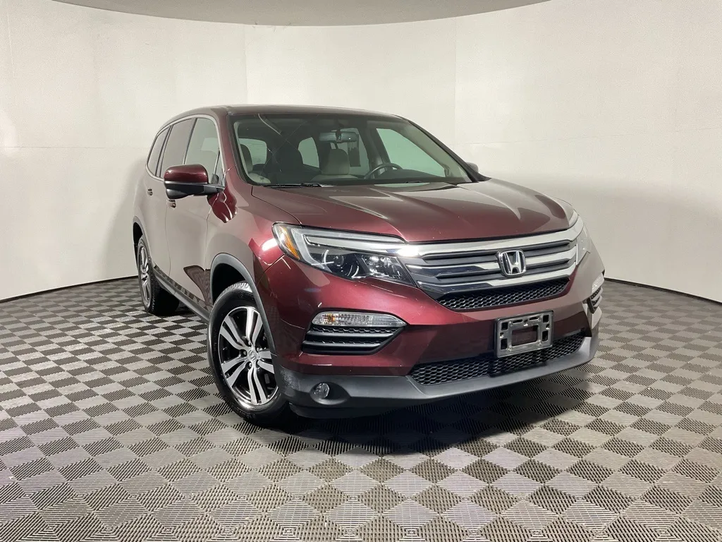 Red 2016 Honda Pilot EX-L for sale in Athens, OH