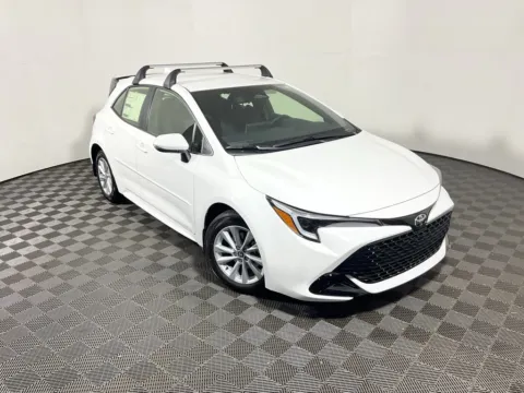 More photos of 2025 Toyota Corolla Hatchback SE at Don Wood Toyota, OH