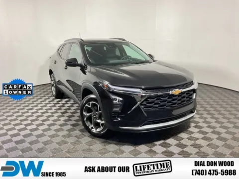 Black 2025 Chevrolet Trax LT for sale in Athens, OH