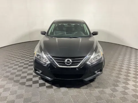 More photos of 2016 Nissan Altima 2.5 SR at Don Wood Toyota, OH