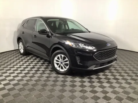 Black 2021 Ford Escape SE for sale in Athens, OH
