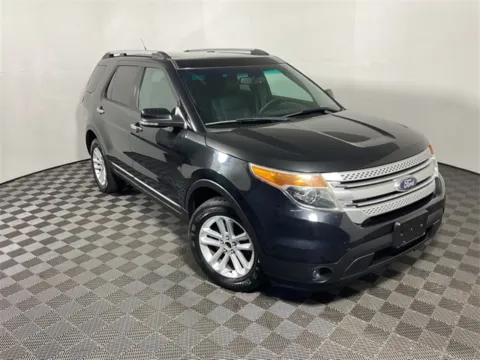 More photos of 2015 Ford Explorer XLT at Don Wood Toyota, OH