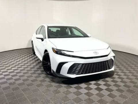 White 2025 Toyota Camry SE for sale in Athens, OH