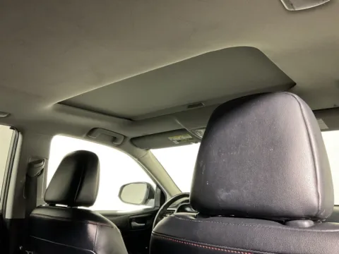 Photos of 2019 Toyota Highlander SE for sale in Athens, OH at Don Wood Toyota