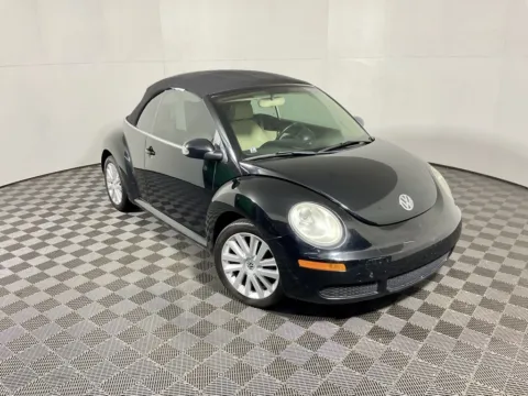 Photos of 2008 Volkswagen Beetle SE for sale in Athens, OH at Don Wood Toyota