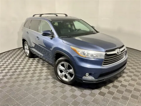 More photos of 2016 Toyota Highlander Limited at Don Wood Toyota, OH