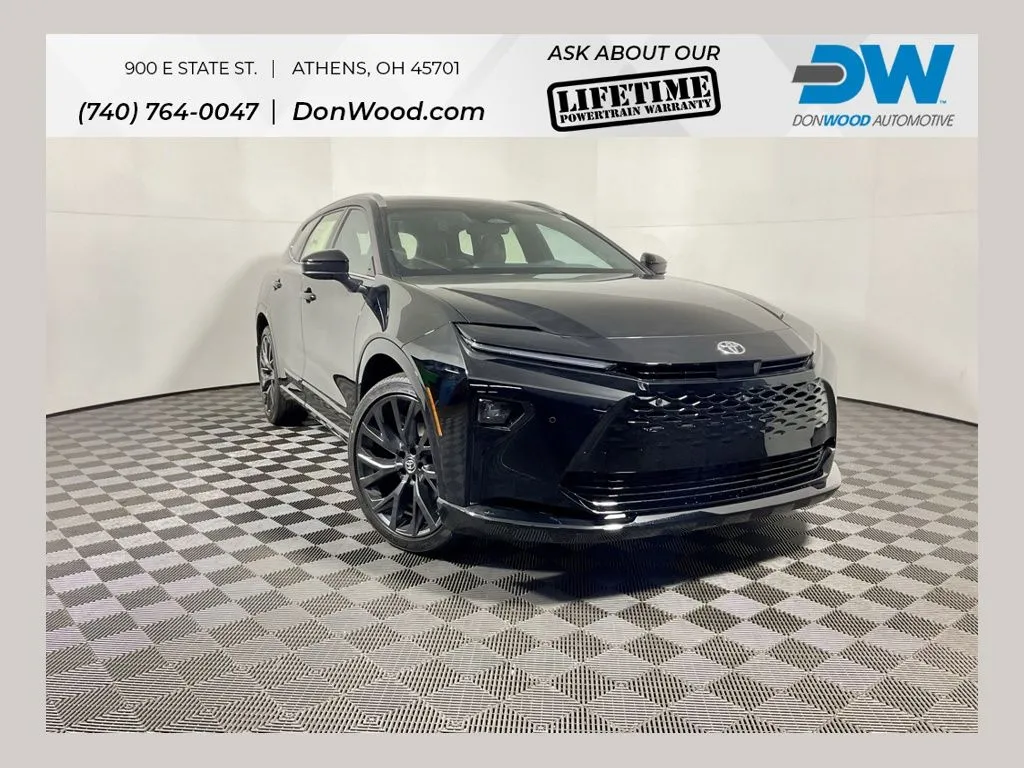 2025 Toyota Crown Signia Limited for sale in Athens, OH