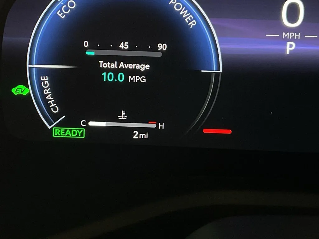 2026 Toyota Camry XLE - Photo 40