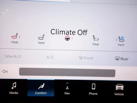 More photos of 2026 Chrysler Pacifica Pinnacle at Don Wood Chrysler Dodge Jeep Ram, OH