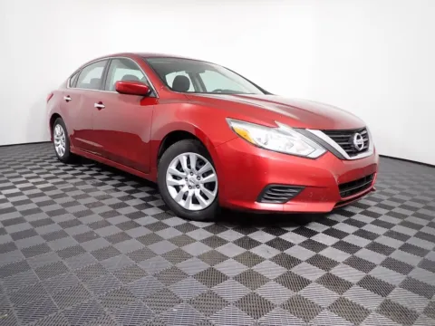 Red 2016 Nissan Altima 2.5 S for sale in Rockbridge, OH