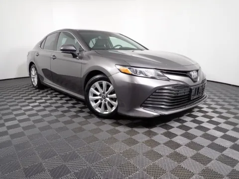 Gray 2018 Toyota Camry LE for sale in Rockbridge, OH