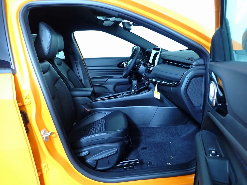 Jeep Compass photo 30