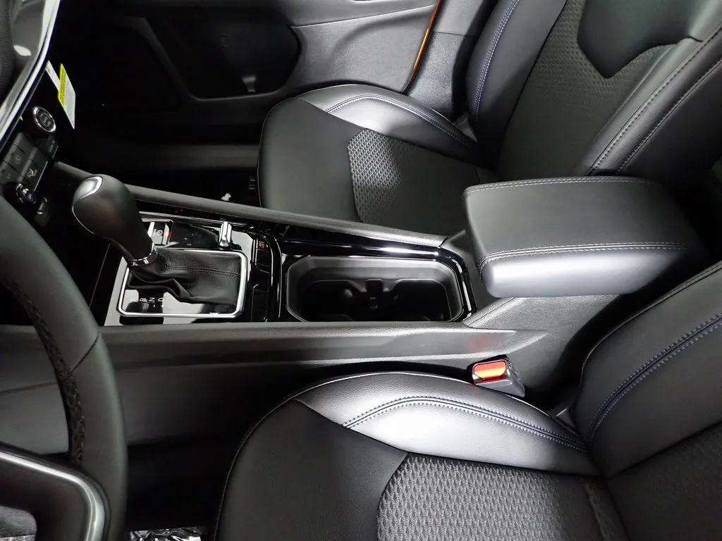 Jeep Compass photo 24