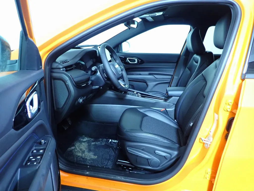 Jeep Compass photo 19