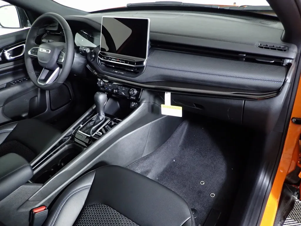 Jeep Compass photo 31