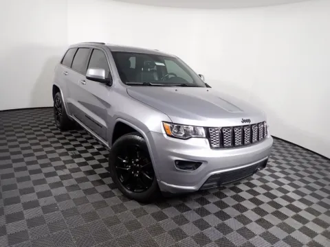 More photos of 2017 Jeep Grand Cherokee Altitude at Don Wood Chrysler Dodge Jeep Ram, OH