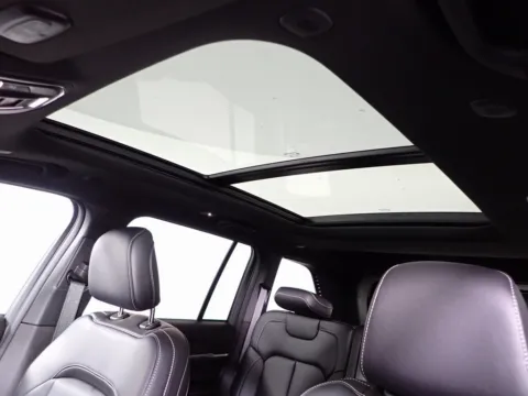 More photos of 2025 Jeep Grand Cherokee Limited at Don Wood Chrysler Dodge Jeep Ram, OH