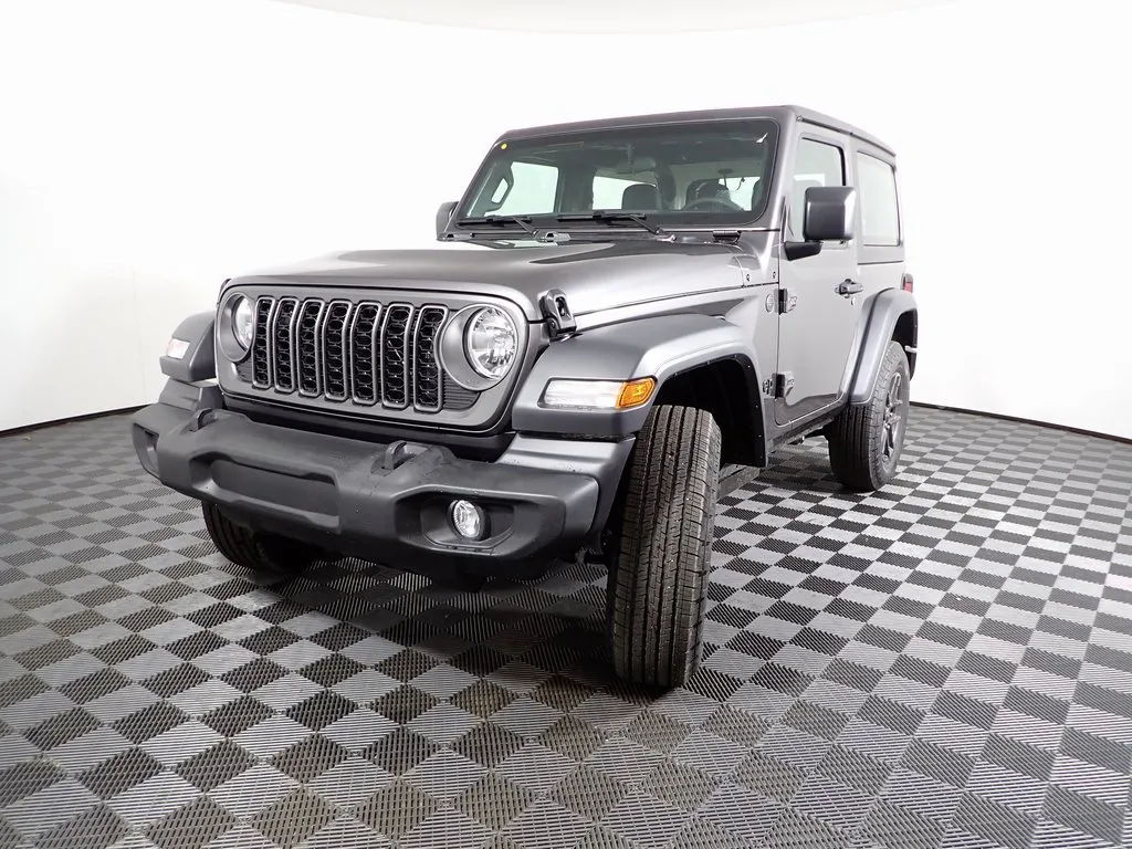 Jeep Wrangler photo 5