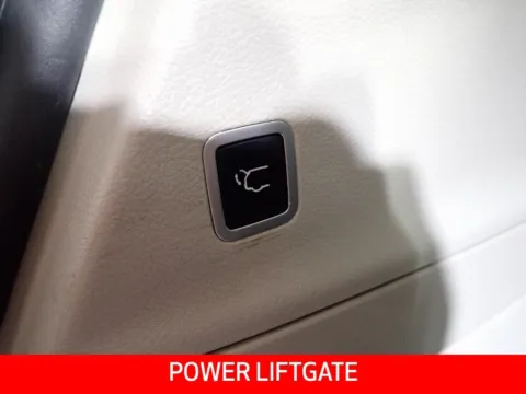 More photos of 2019 Chrysler Pacifica Touring L at Don Wood Chrysler Dodge Jeep Ram, OH