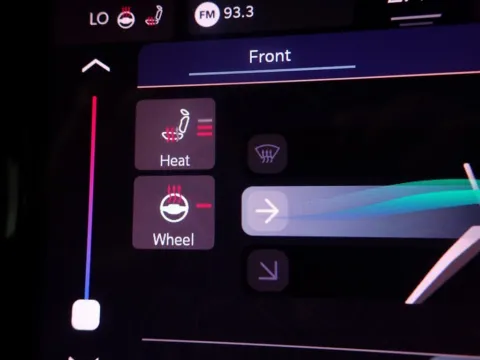 More photos of 2025 Jeep Grand Cherokee L Laredo at Don Wood Chrysler Dodge Jeep Ram, OH