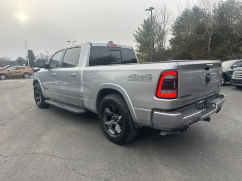 More photos of 2022 Ram 1500 Laramie at Don Wood Chrysler Dodge Jeep Ram, OH
