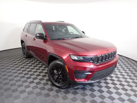More photos of 2025 Jeep Grand Cherokee Altitude X at Don Wood Chrysler Dodge Jeep Ram, OH