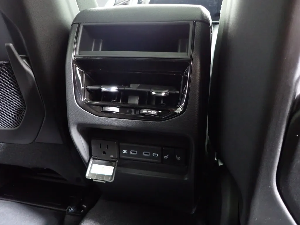 Jeep Grand Cherokee photo 41