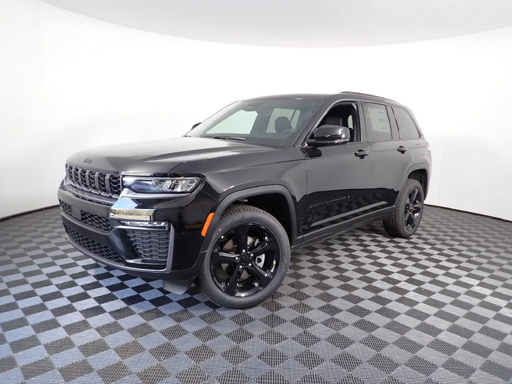 Jeep Grand Cherokee photo 11