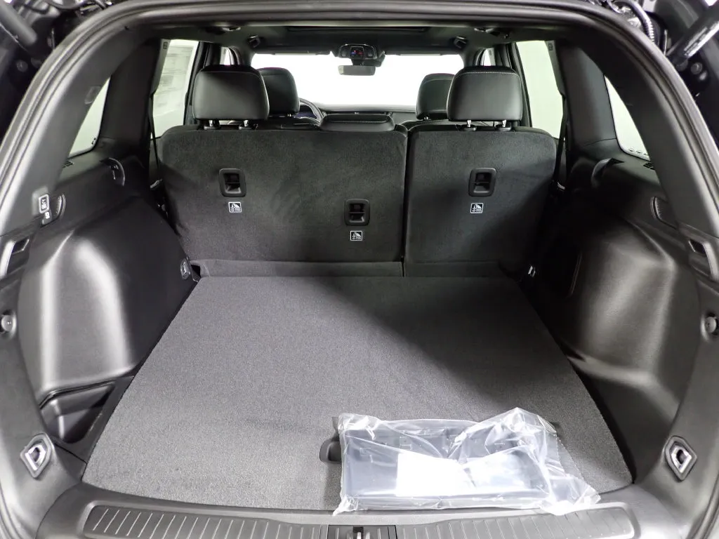 Jeep Grand Cherokee photo 16