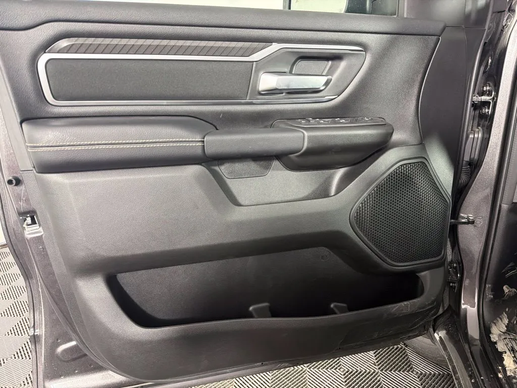 Ram 1500 photo 17