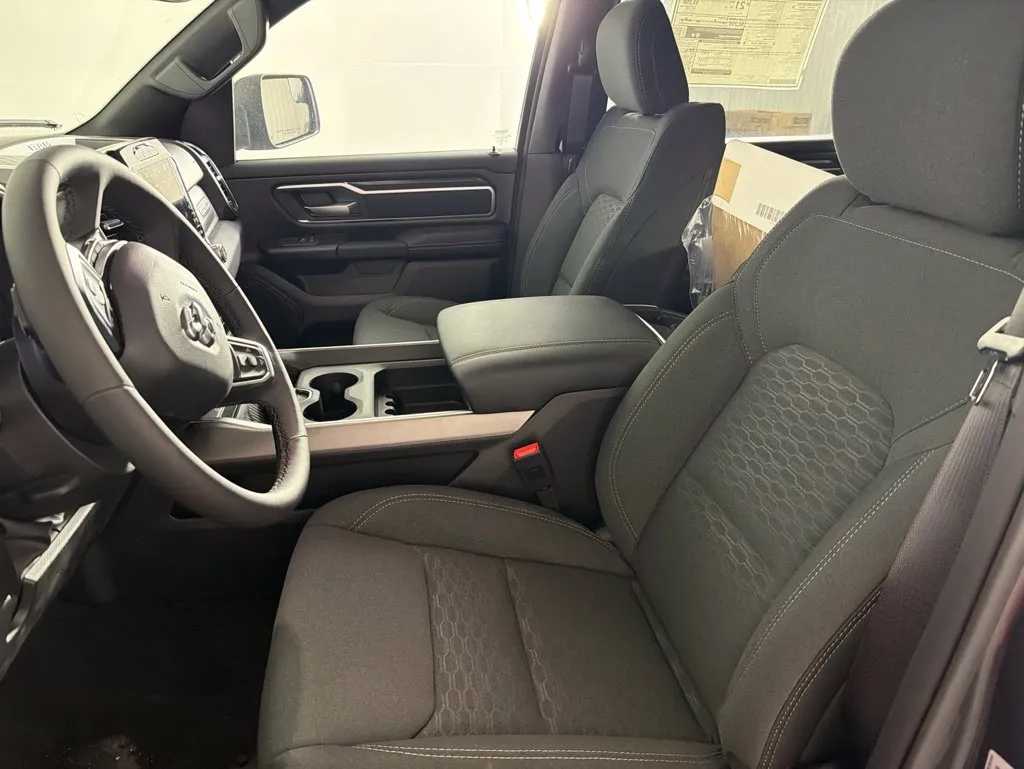 Ram 1500 photo 18