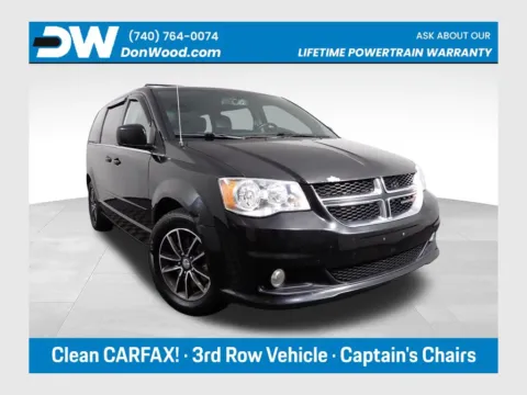 Black 2017 Dodge Grand Caravan SXT for sale in Rockbridge, OH