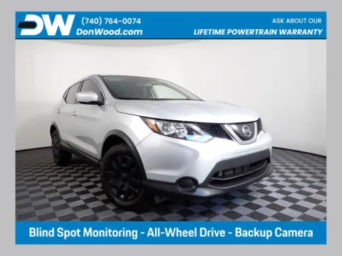 Silver 2018 Nissan Rogue Sport S for sale in Rockbridge, OH