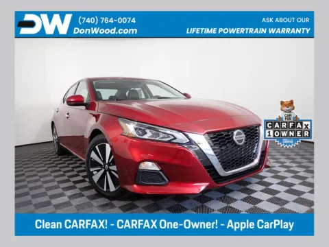 Red 2021 Nissan Altima 2.5 SV for sale in Rockbridge, OH