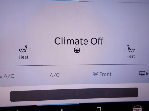 More photos of 2023 Chrysler Pacifica Touring L at Don Wood Chrysler Dodge Jeep Ram, OH