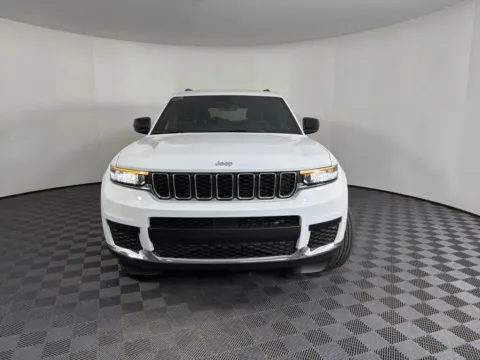 More photos of 2026 Jeep Grand Cherokee L Laredo at Don Wood Chrysler Dodge Jeep Ram, OH