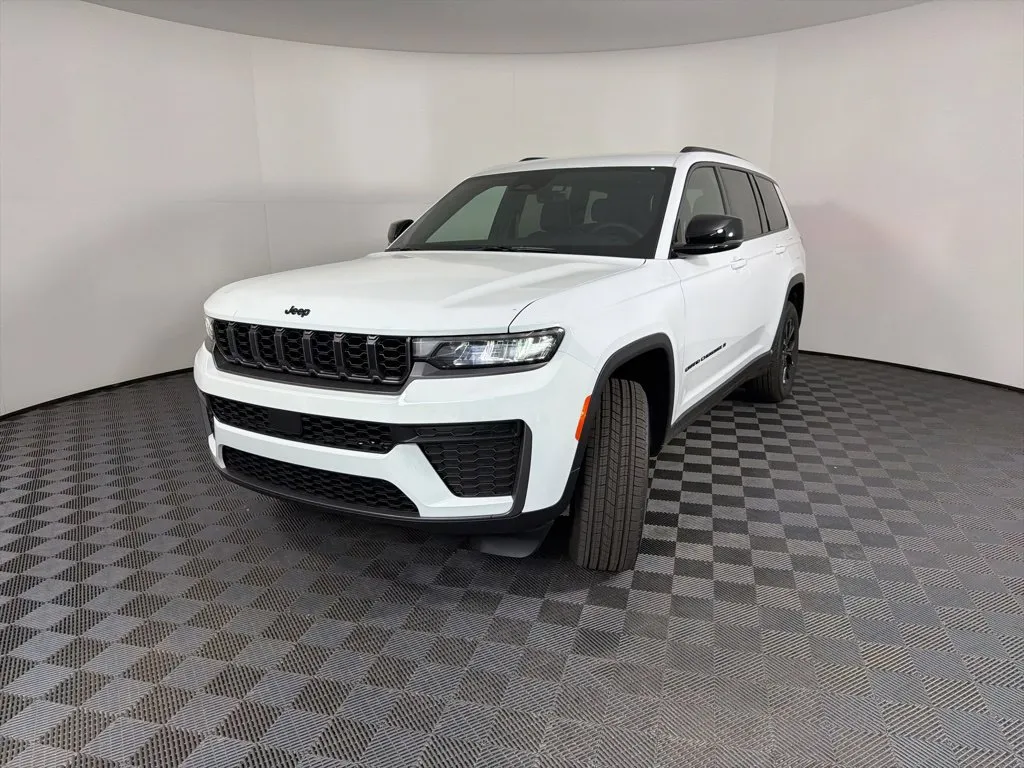 Jeep Grand Cherokee L photo 8