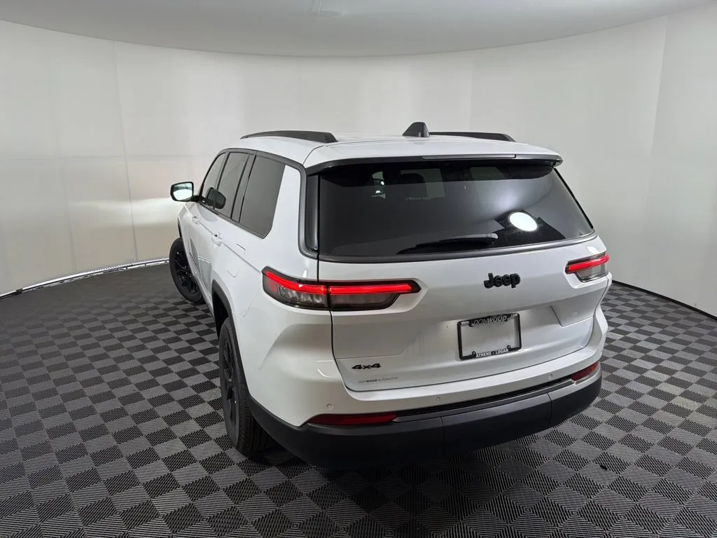 Jeep Grand Cherokee L photo 13