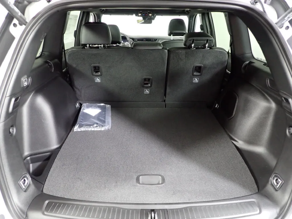 Jeep Grand Cherokee photo 15