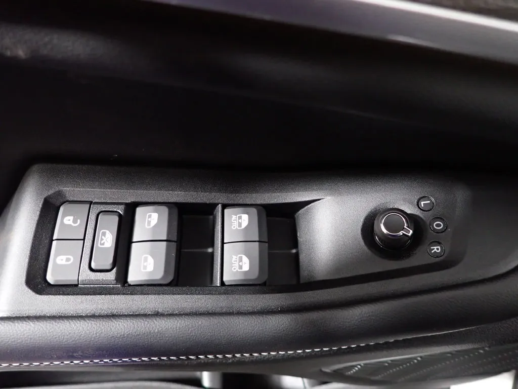 Jeep Grand Cherokee photo 20