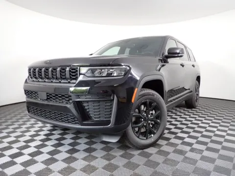 Photos of 2026 Jeep Grand Cherokee L Altitude for sale in Rockbridge, OH at Don Wood Chrysler Dodge Jeep Ram