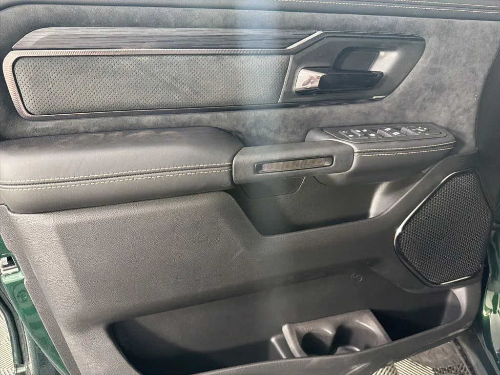 Ram 1500 photo 19