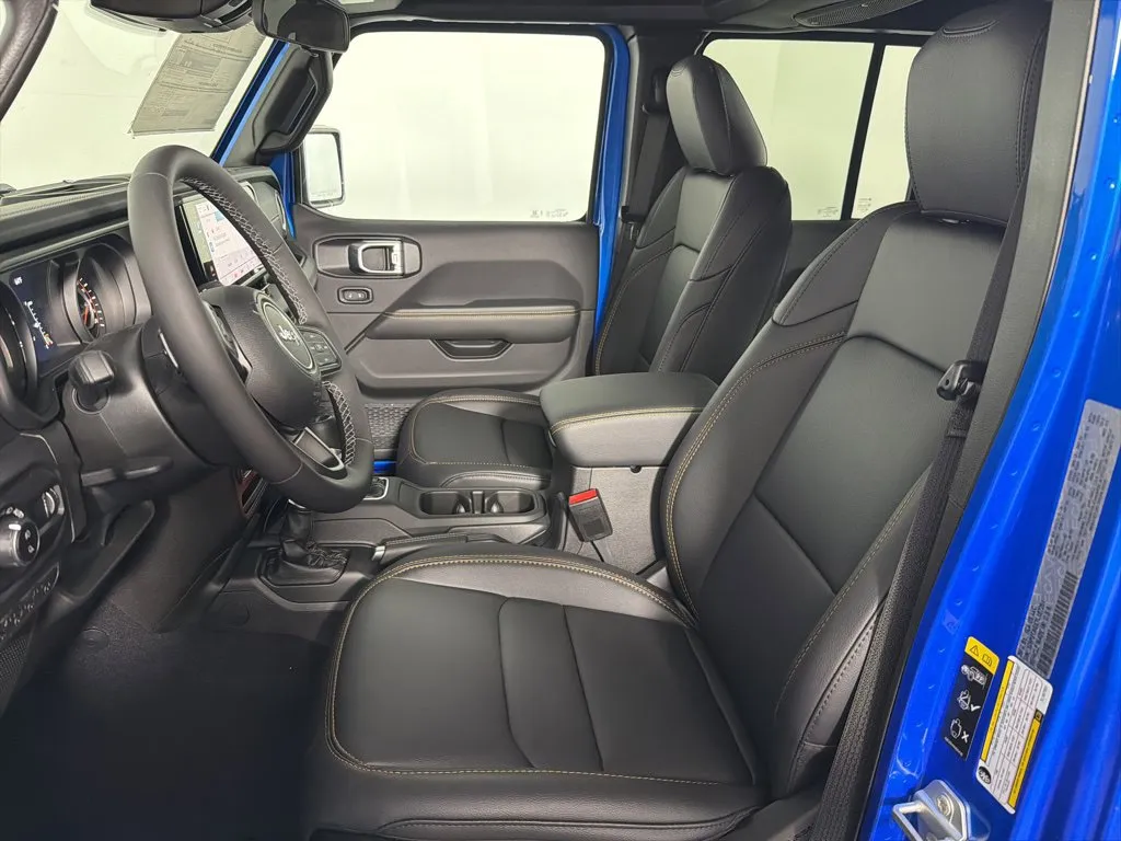 Jeep Gladiator photo 21