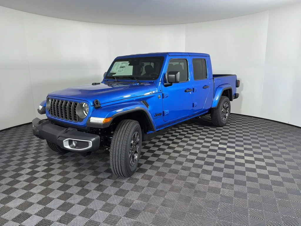 Jeep Gladiator photo 11
