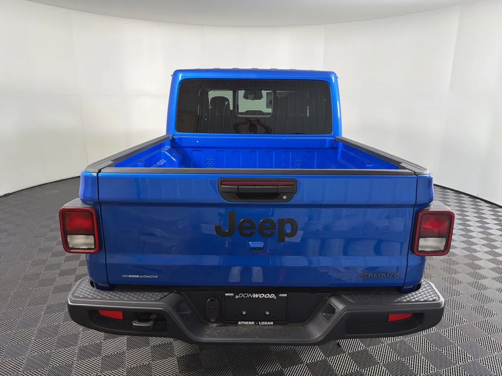 Jeep Gladiator photo 14
