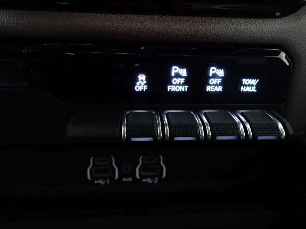 Ram 1500 photo 5