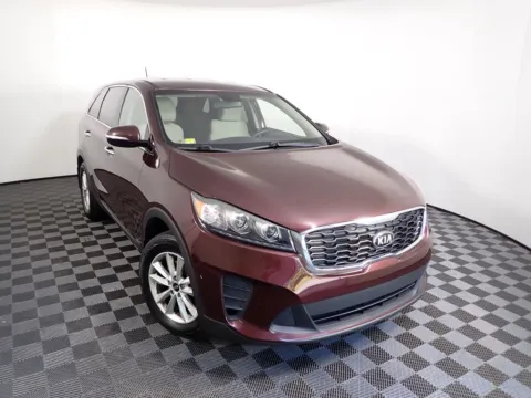 More photos of 2019 Kia Sorento LX at Don Wood Chrysler Dodge Jeep Ram, OH
