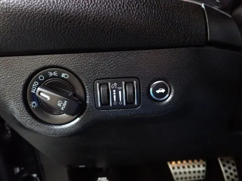More photos of 2016 Dodge Challenger R/T Shaker at Don Wood Chrysler Dodge Jeep Ram, OH