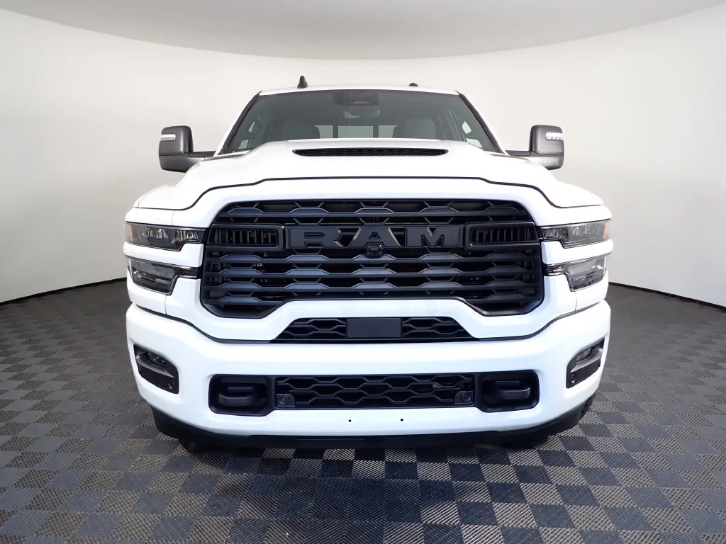 Ram 2500 photo 8